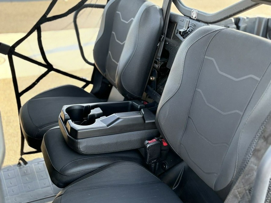 2024 Can-Am Defender MAX XT HD10