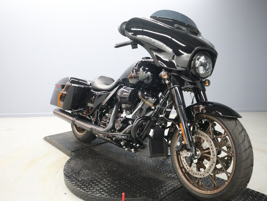2022 Harley-Davidson Street Glide ST FLHXST