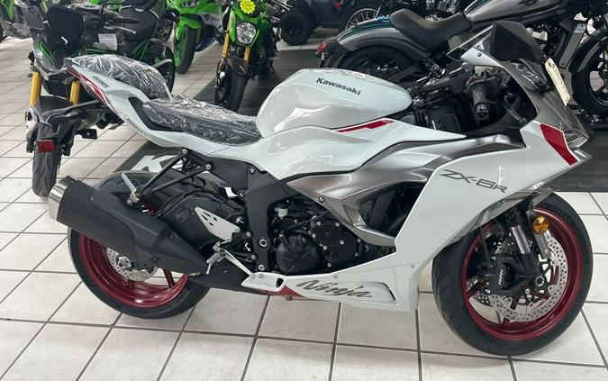 2025 Kawasaki NINJA ZX -6R ABS PEARL ROBOTIC WHITE/GRAPHITE GRAY