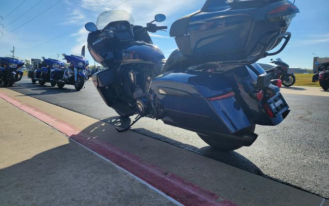2025 Indian Motorcycle Pursuit® Dark Horse® with 112 and Powerband Audio Package
