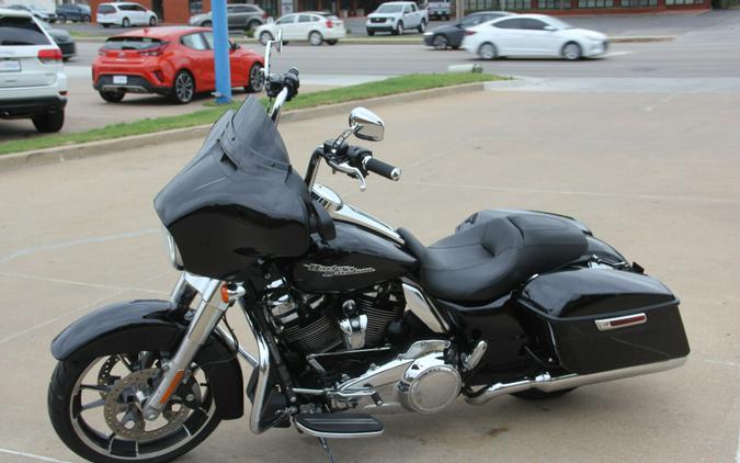 2020 Harley-Davidson Street Glide Vivid Black