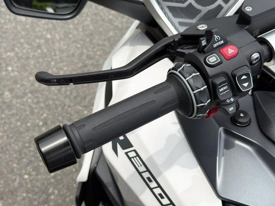 2026 BMW R 1300 RT Alpine White 3
