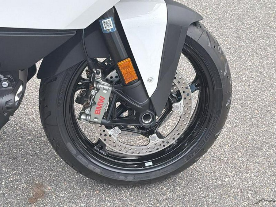2026 BMW R 1300 RT Alpine White 3