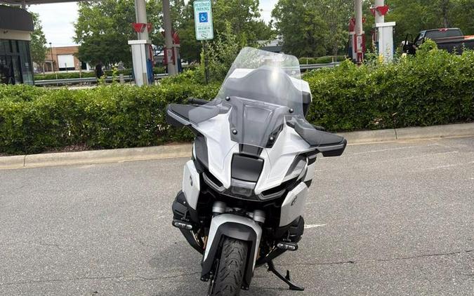 2026 BMW R 1300 RT Alpine White 3