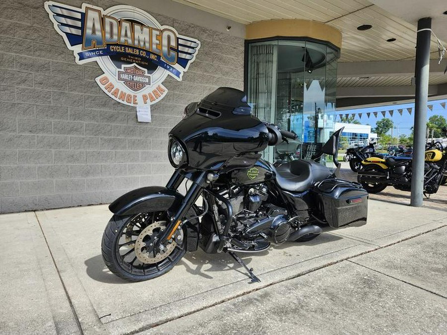 2018 Harley-Davidson® FLHXS - Street Glide® Special