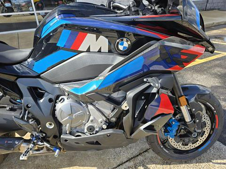 2026 BMW M 1000 XR