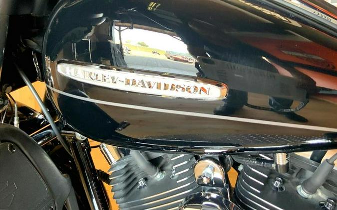 2013 Harley-Davidson® FLHTK - Electra Glide® Ultra Limited