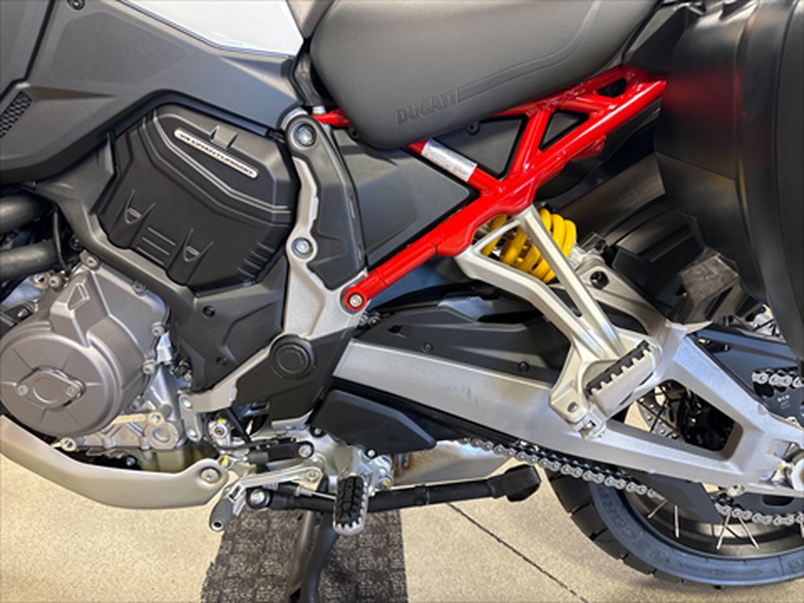 2024 Ducati Multistrada V4 S Travel & Radar