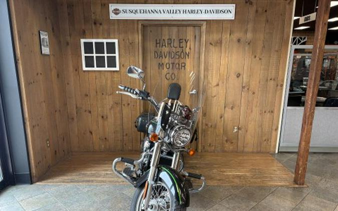 2015 Kawasaki Vulcan® 900 Custom