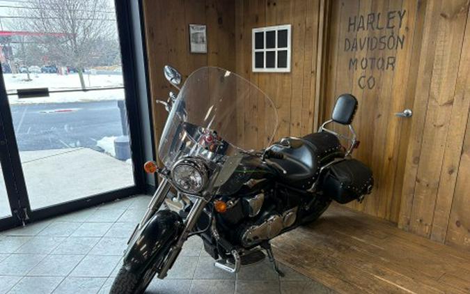 2015 Kawasaki Vulcan® 900 Custom