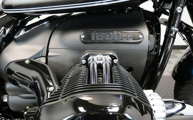 2023 BMW R 18 Classic 719 Galaxy Dust Metallic/Titan Silver 2 Metallic