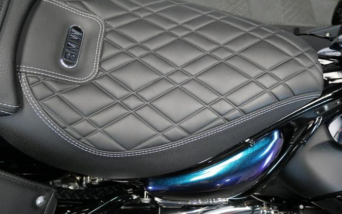 2023 BMW R 18 Classic 719 Galaxy Dust Metallic/Titan Silver 2 Metallic