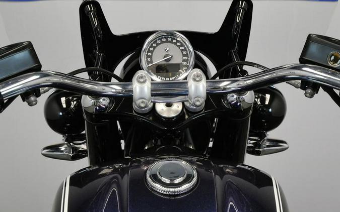 2023 BMW R 18 Classic 719 Galaxy Dust Metallic/Titan Silver 2 Metallic