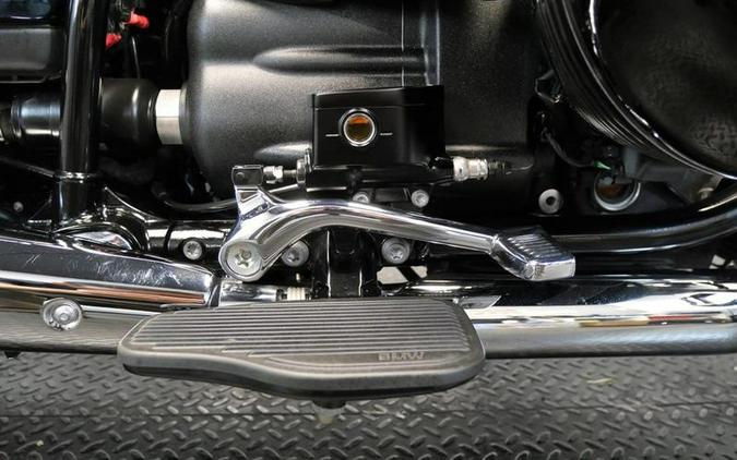 2023 BMW R 18 Classic 719 Galaxy Dust Metallic/Titan Silver 2 Metallic