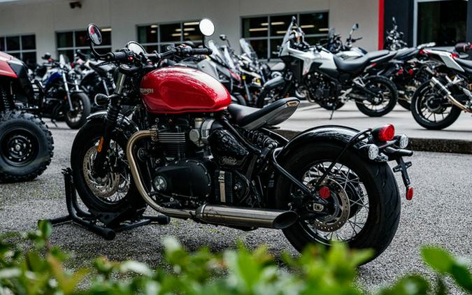 2023 Triumph Bonneville Bobber Red Hopper
