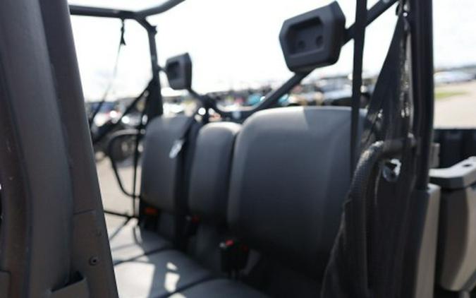 2025 Can-Am Defender MAX HD7