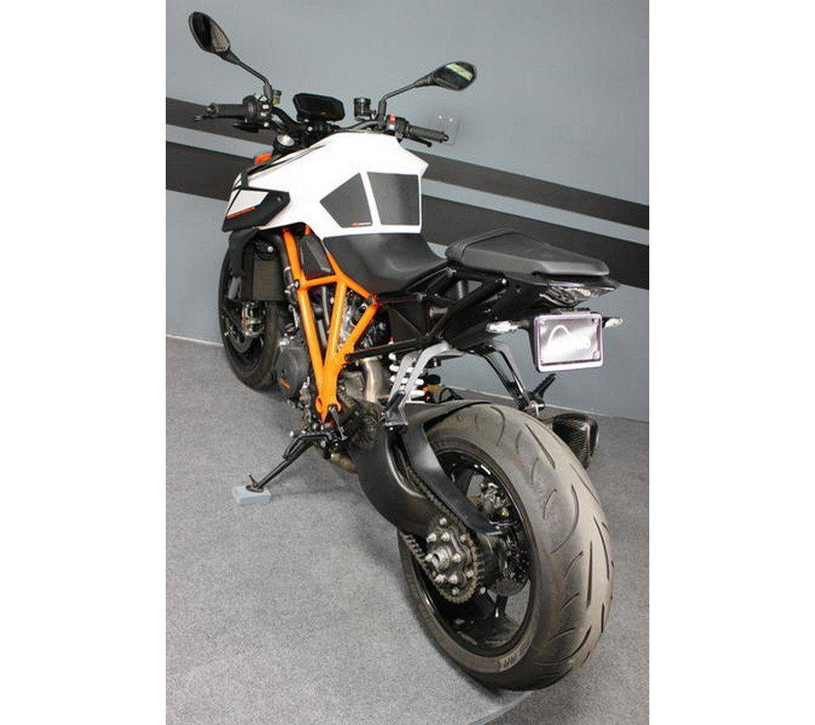 2019 KTM 1290 Super Duke R