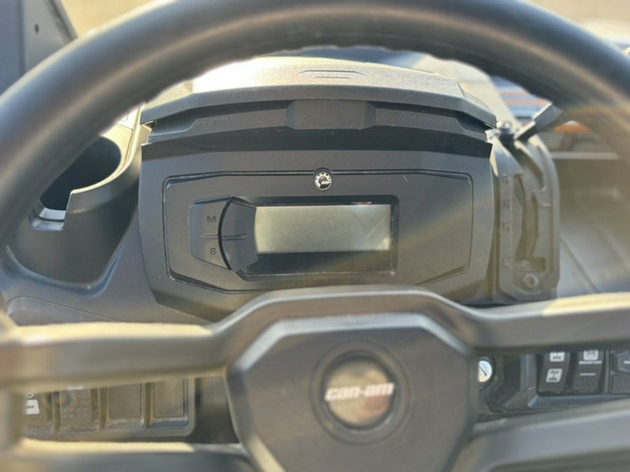 2024 Can-Am Defender MAX XT HD9