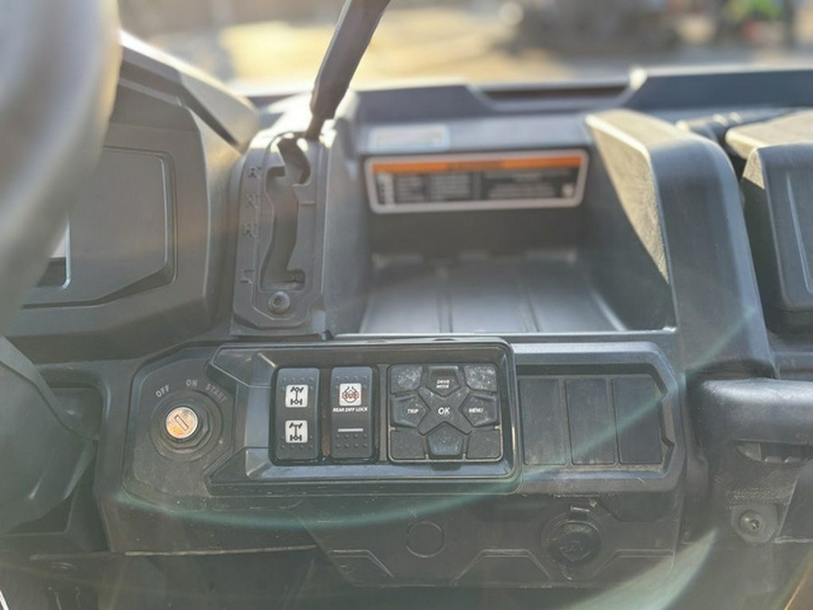 2024 Can-Am Defender MAX XT HD9