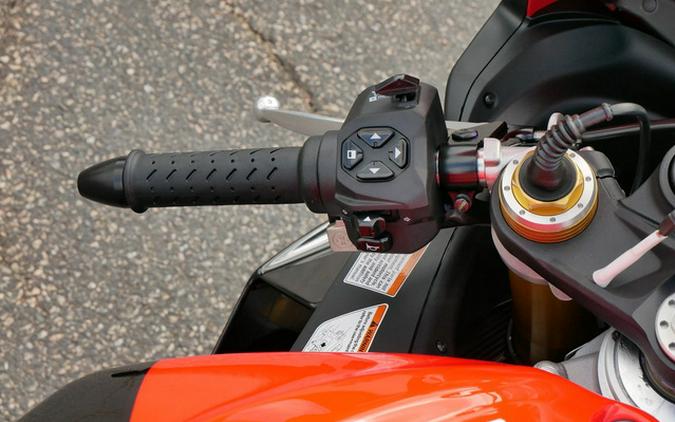 2024 Aprilia RSV4 Factory SE-09 SBK 1100