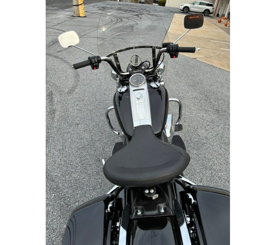 2024 FLHP Police Road King Black