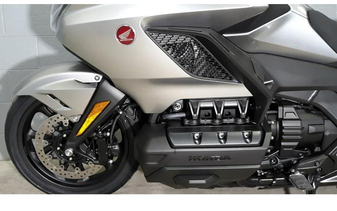 2025 Gold Wing® DCT Tour - Honda