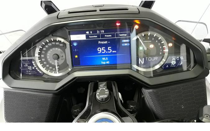 2025 Gold Wing® DCT Tour - Honda