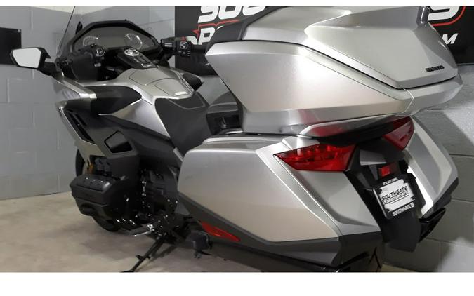 2025 Gold Wing® DCT Tour - Honda