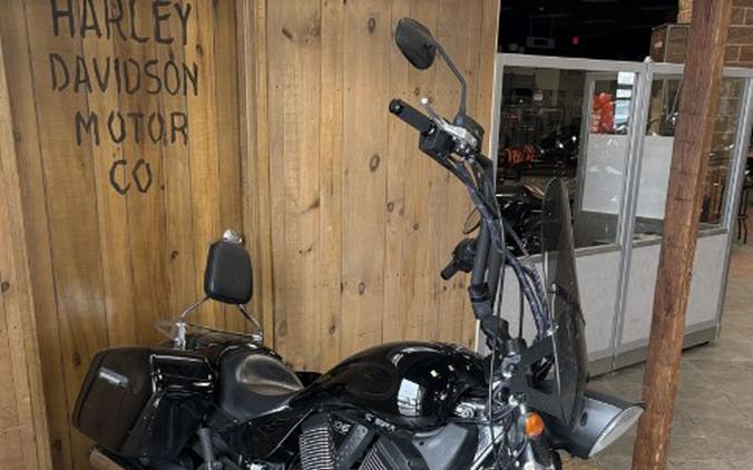 2012 Victory Hammer 8-Ball®