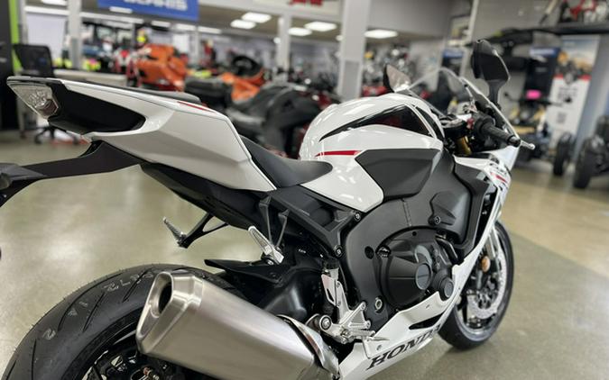 2026 Honda CBR1000RR Base