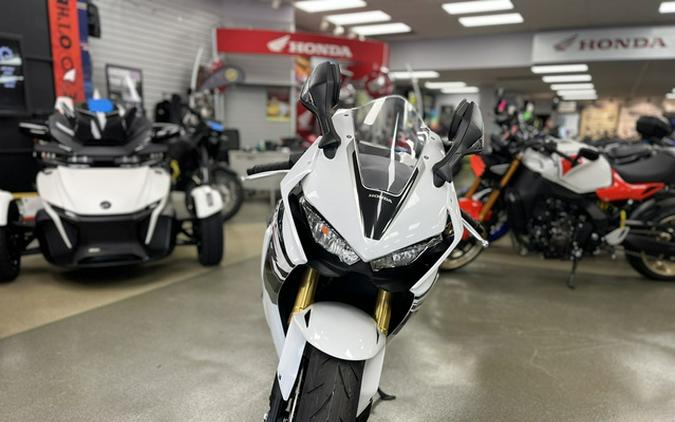 2026 Honda CBR1000RR Base