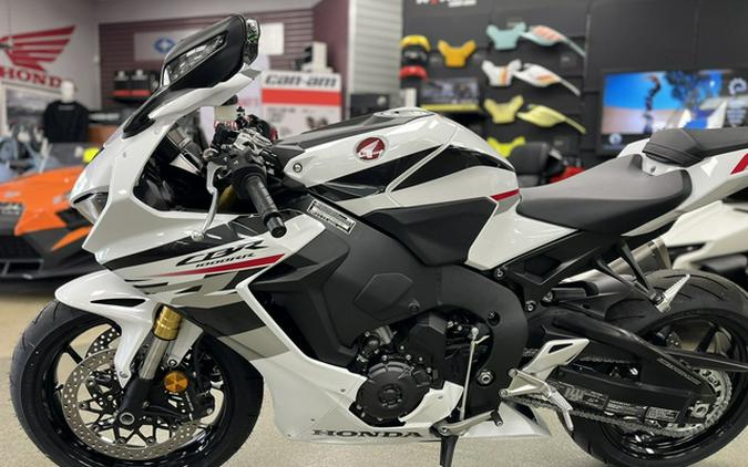 2026 Honda CBR1000RR Base