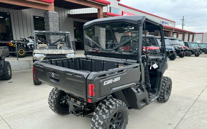 2024 Can-Am Defender DPS HD9