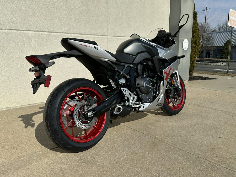 2024 Suzuki GSXS 8R