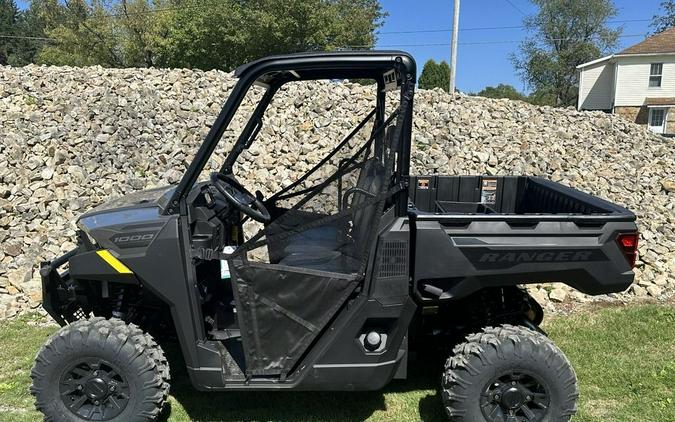 2025 Polaris® Ranger 1000 Premium