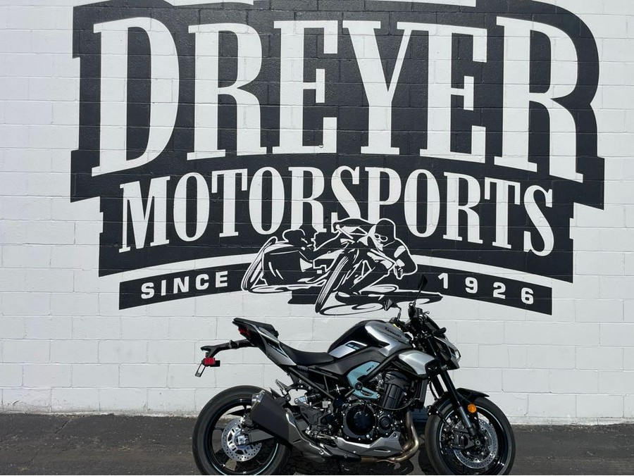 2025 Kawasaki Z900 ABS