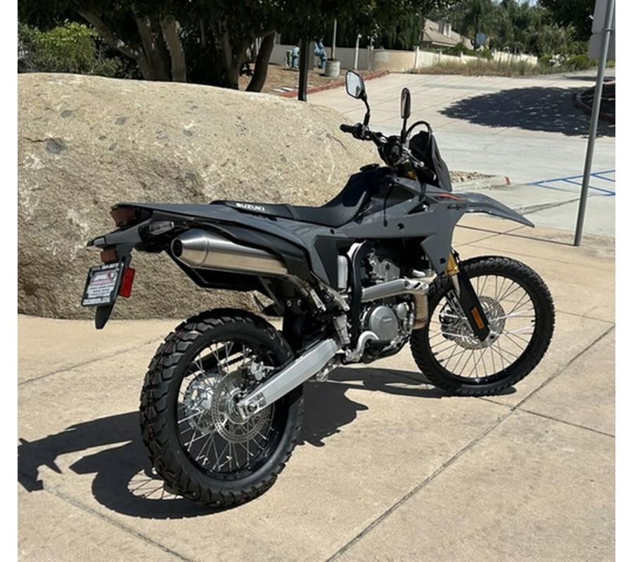 2025 Suzuki DR-Z4S