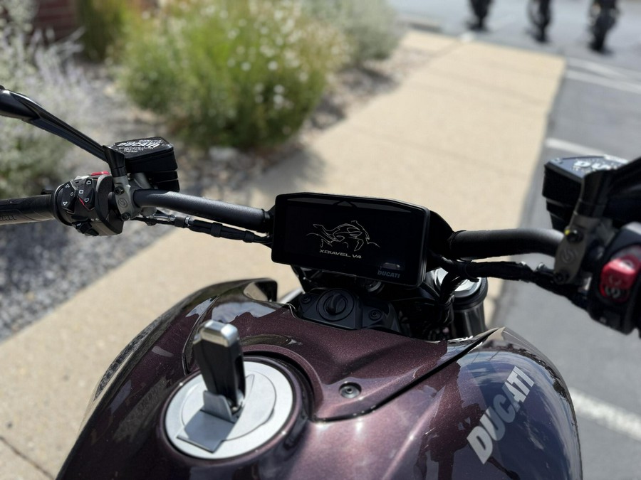 2026 Ducati XDiavel V4 BLACK