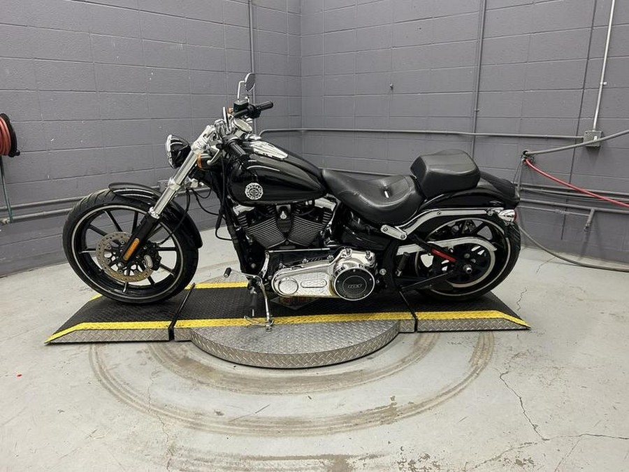 2015 Harley-Davidson® FXSB - Softail® Breakout®