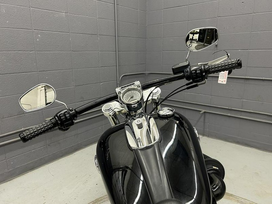 2015 Harley-Davidson® FXSB - Softail® Breakout®