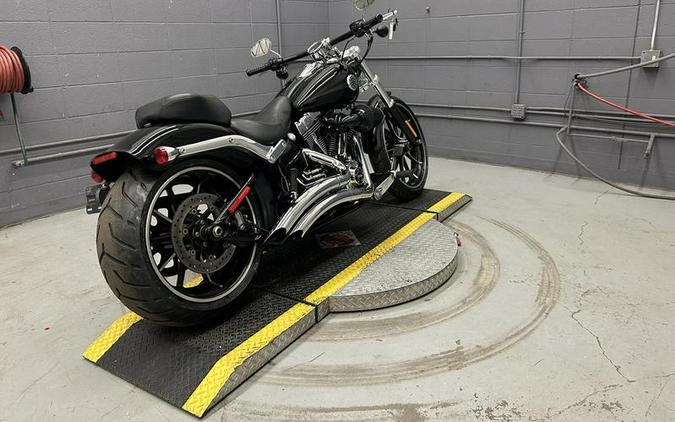 2015 Harley-Davidson® FXSB - Softail® Breakout®