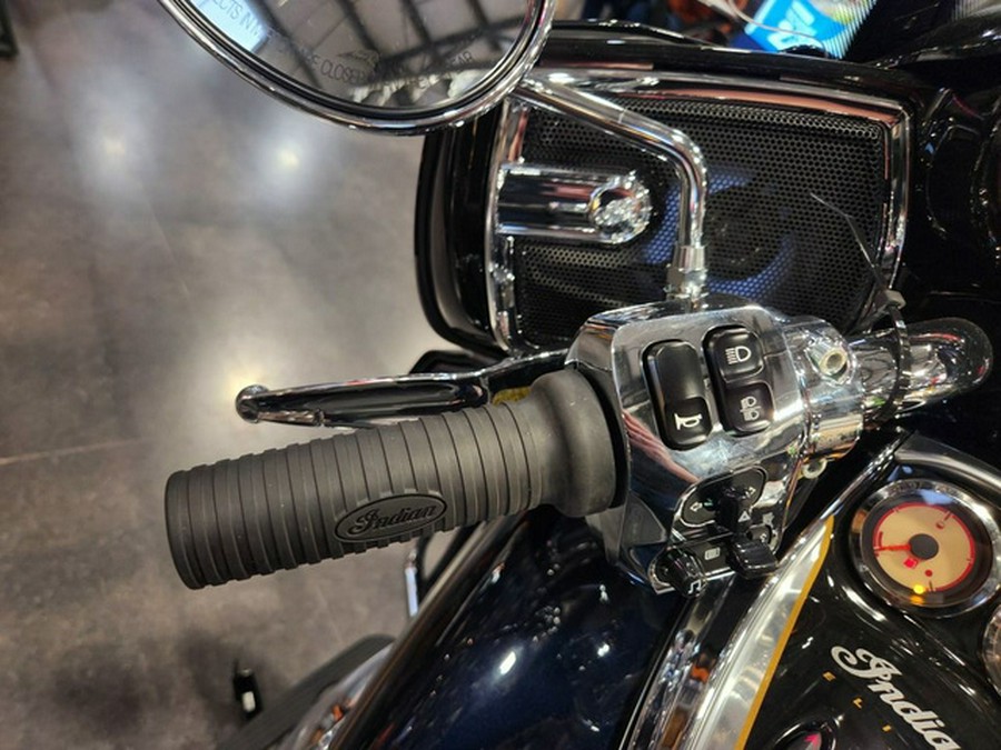 2025 Indian Roadmaster Elite Springfield Blue Candy