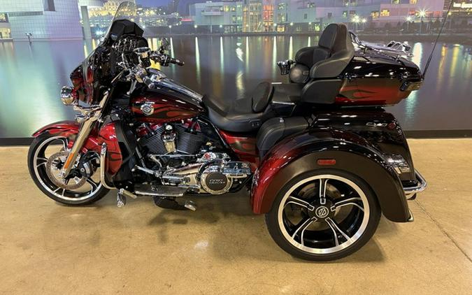 2022 Harley-Davidson FLHTCUTGSE - CVO Tri Glide