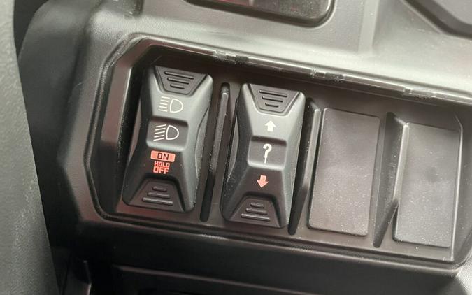 2026 Can-Am Defender Limited HD11 With Accessories and PLOW!!!