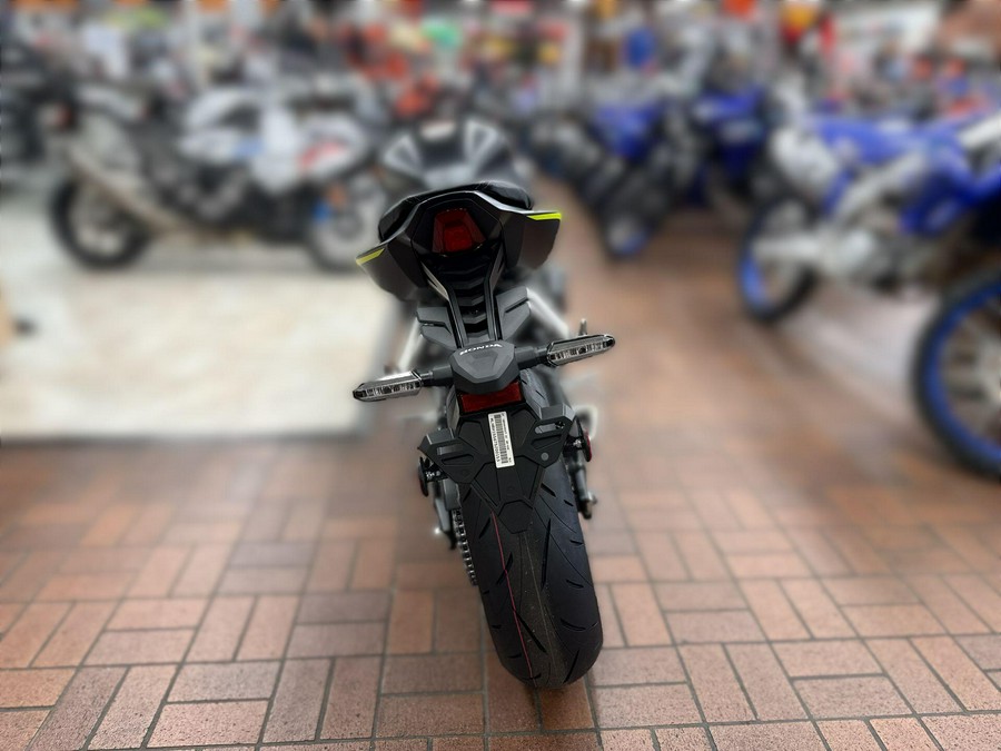 2026 Honda CB650R E-CLUTCH