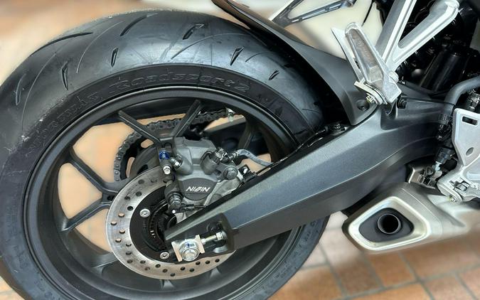 2026 Honda CB650R E-CLUTCH