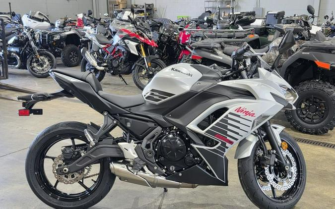 2026 Kawasaki Ninja® 650 ABS