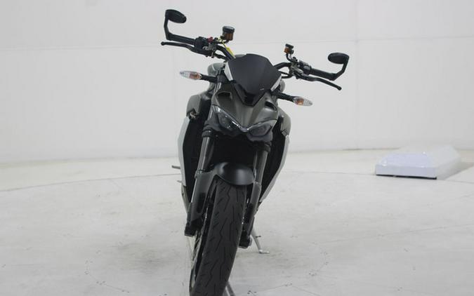 2023 Ducati Streetfighter V2 Storm Green V2