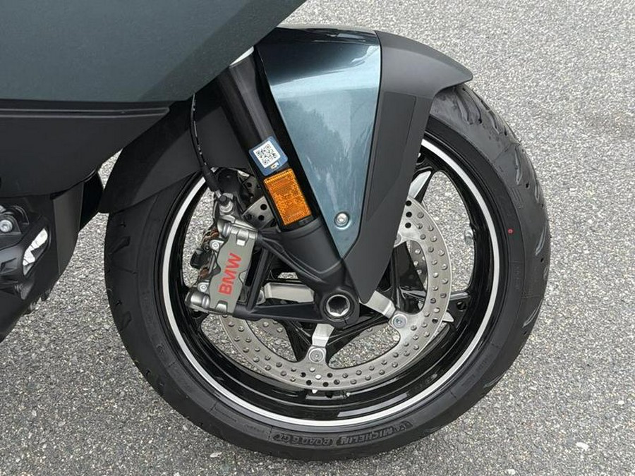 2026 BMW R 1300 RT Option 719 Camargue