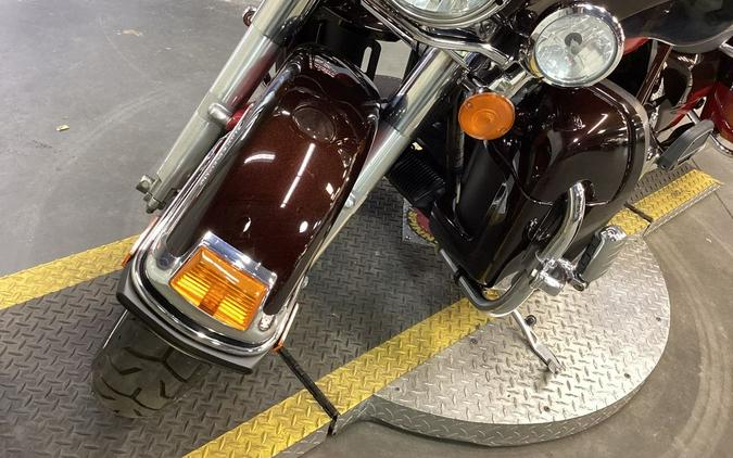 2010 Harley-Davidson® FLHTCU - Ultra Classic® Electra Glide